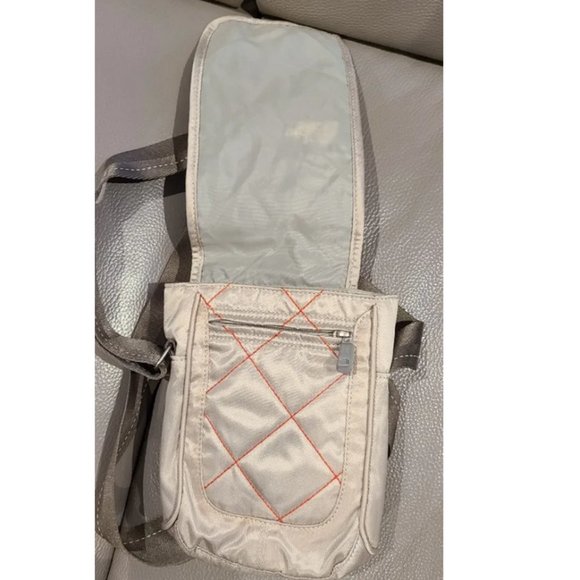 Northface Satchel, Cross shoulder bag - Picture 2 of 8